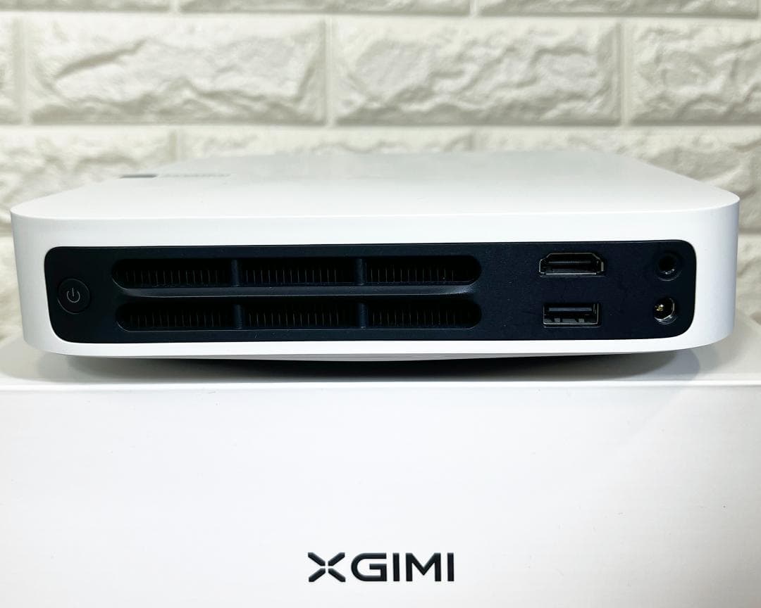 XGIMI■高輝度フルHD1080pプロジェクターElfin／AndroidTV