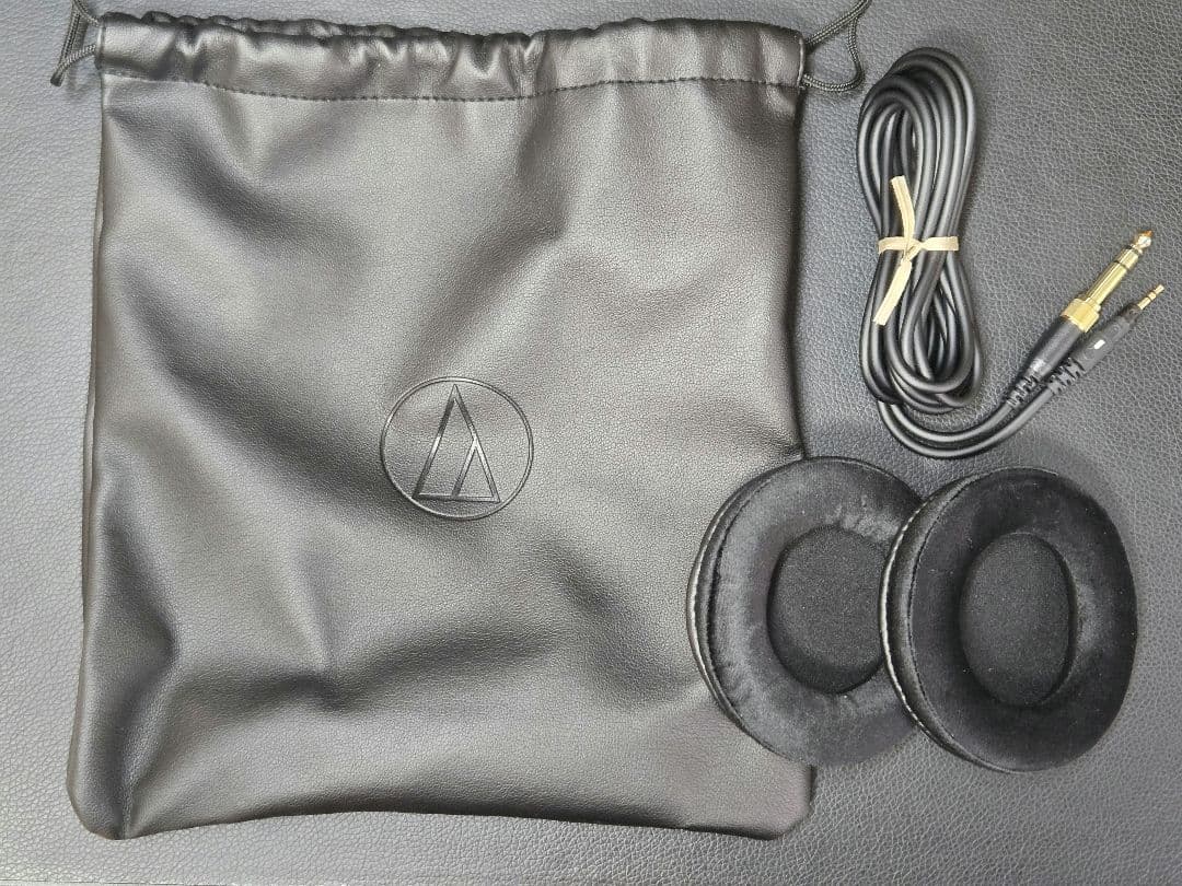 ATH-R50x（交換イヤーパッド付き）