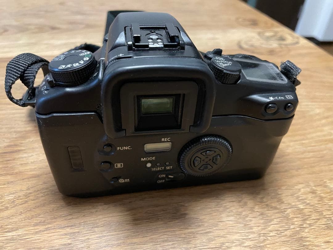 cannon キャノン EOS 一眼レフフィルムカメラ レンズ　オプション付き