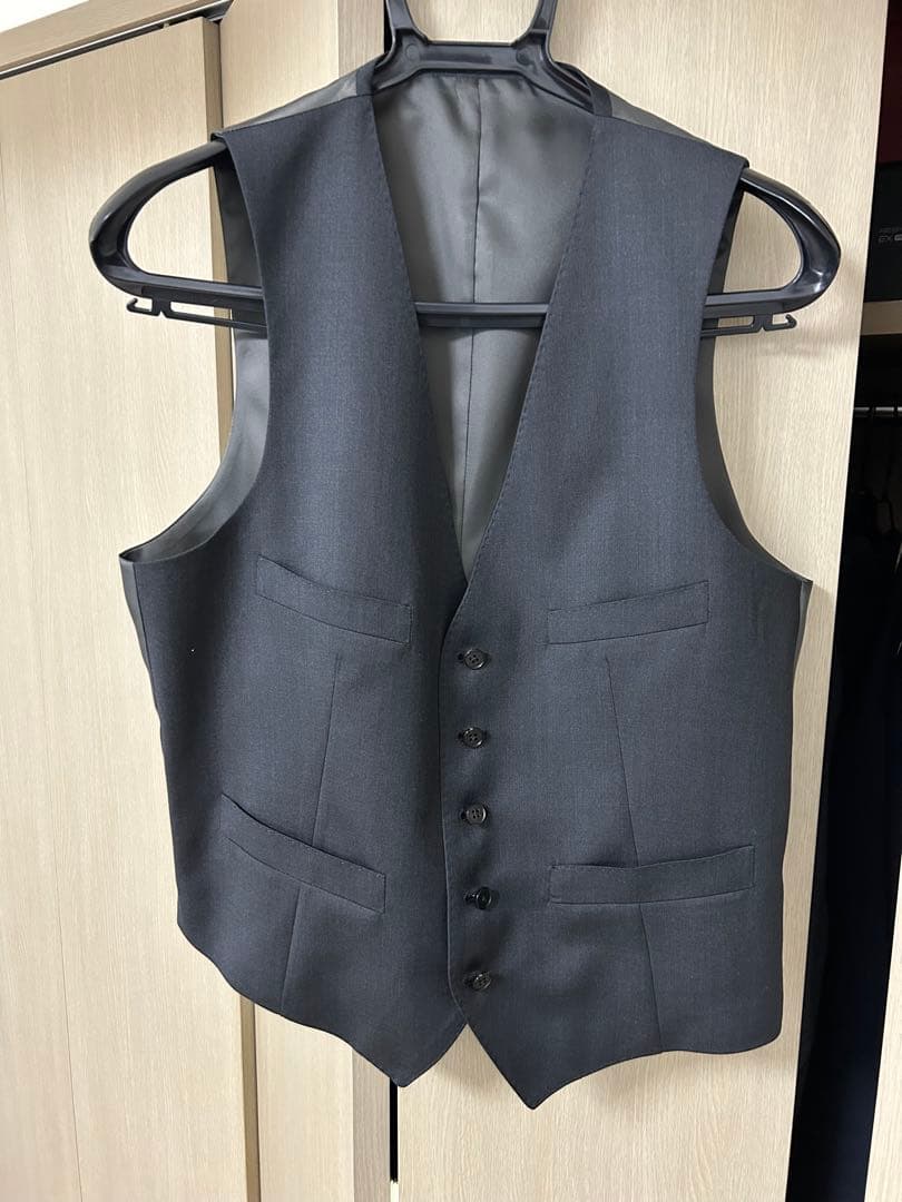 ユニバーサルランゲージメジャーズ　 オーダーメイドスーツ チャコールグレー