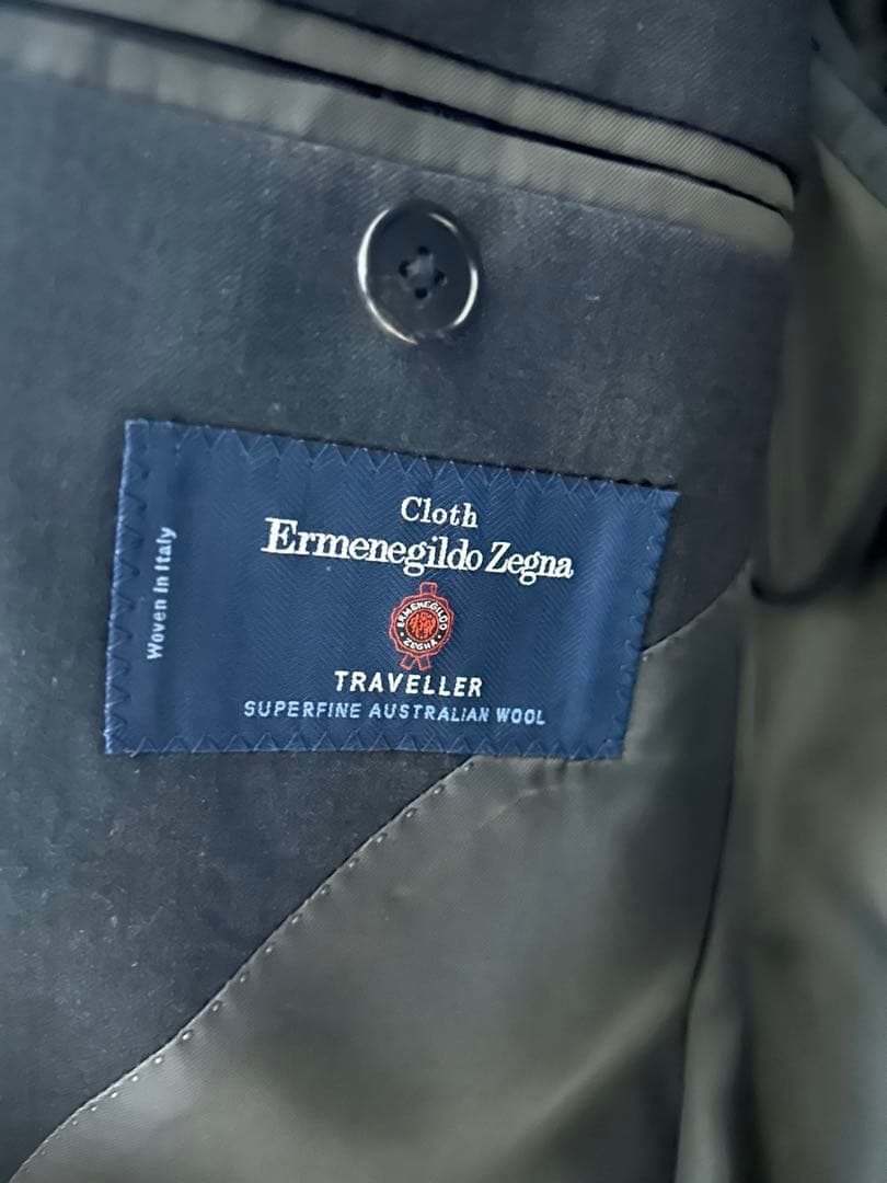 ユニバーサルランゲージメジャーズ　 オーダーメイドスーツ チャコールグレー