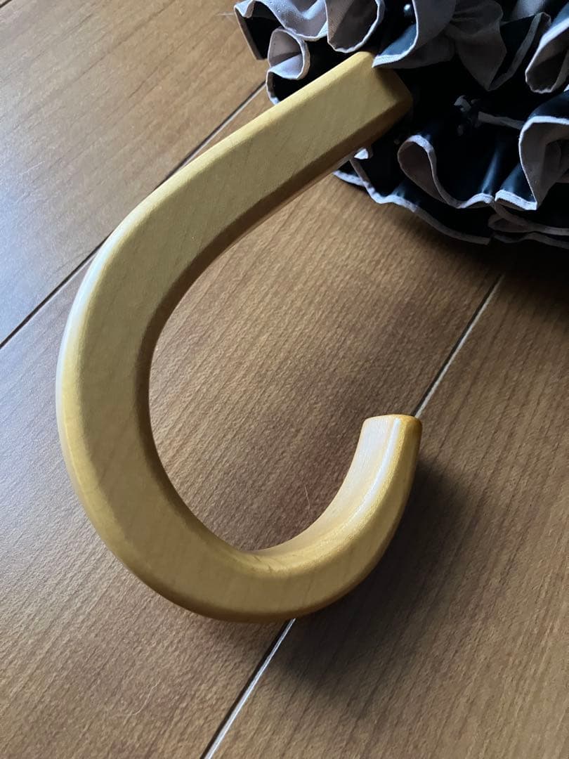 （美品）サンバリア長傘ピンクフリル 付き 日傘S