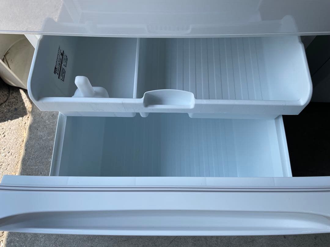 TOSHIBA ノンフロン冷凍冷蔵庫　GR-M33S