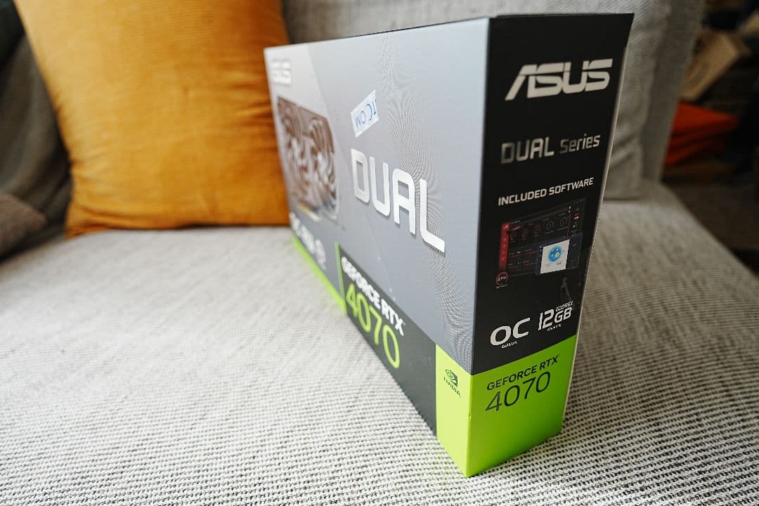 【新品・本日発送！】GeForce RTX 4070 asus未開封購入証明書付