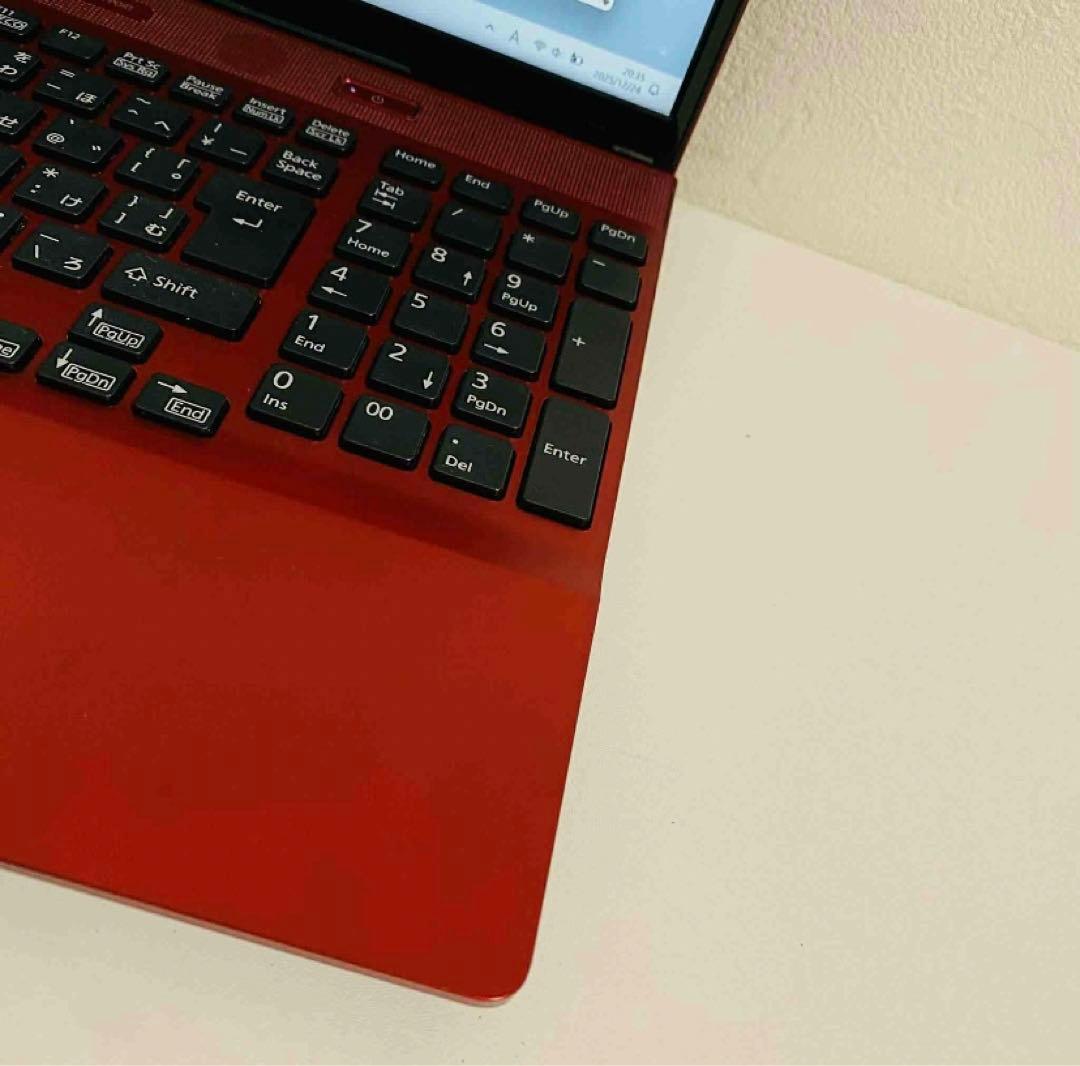 Y988 FujitsuノートパソコンSSD第7世代WEBカメラWindow11