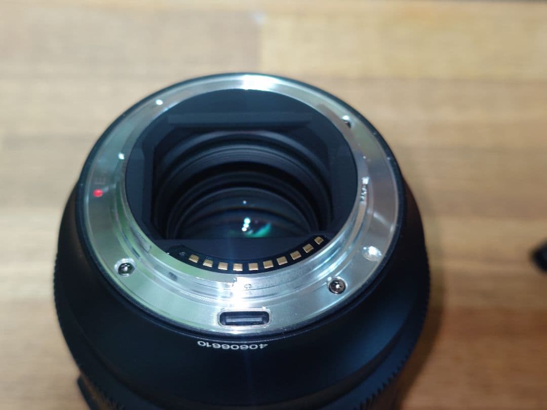 SIRUI AURORA 85mm F1.4 オートフォーカス　Eマウント