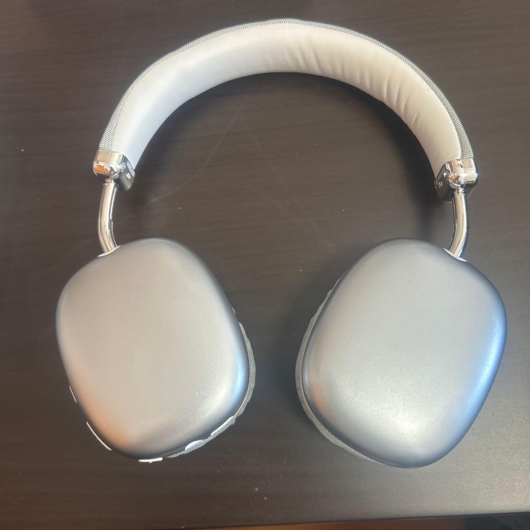 ワイヤレスヘッドホン シルバー