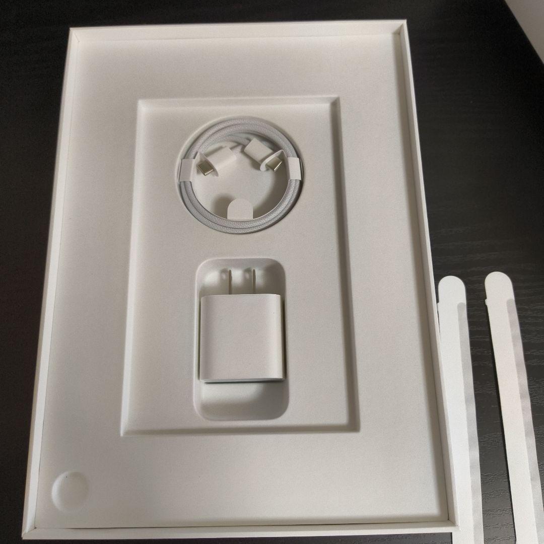 Apple iPad 第10世代シルバー 本体 64gb WiFiモデル