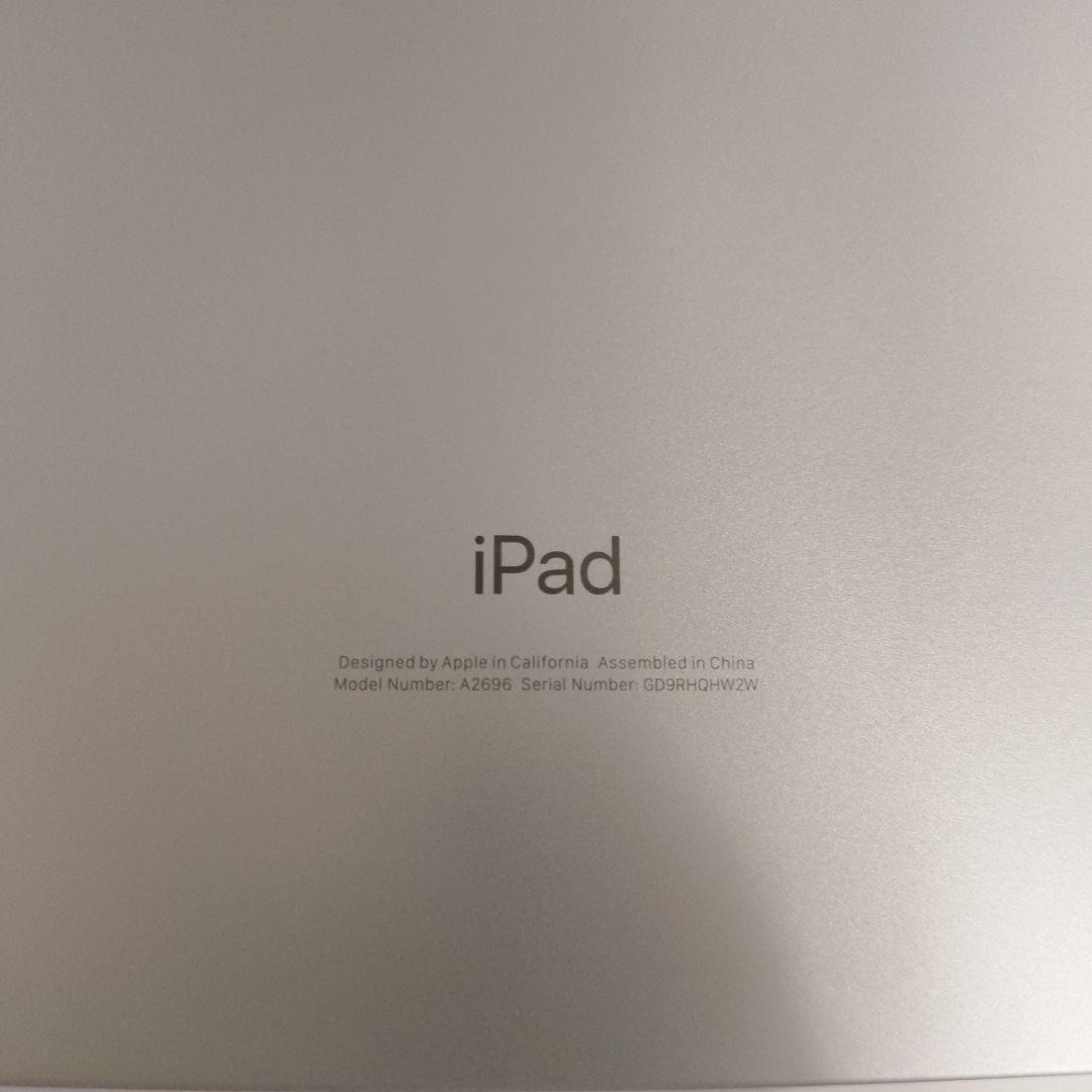 Apple iPad 第10世代シルバー 本体 64gb WiFiモデル