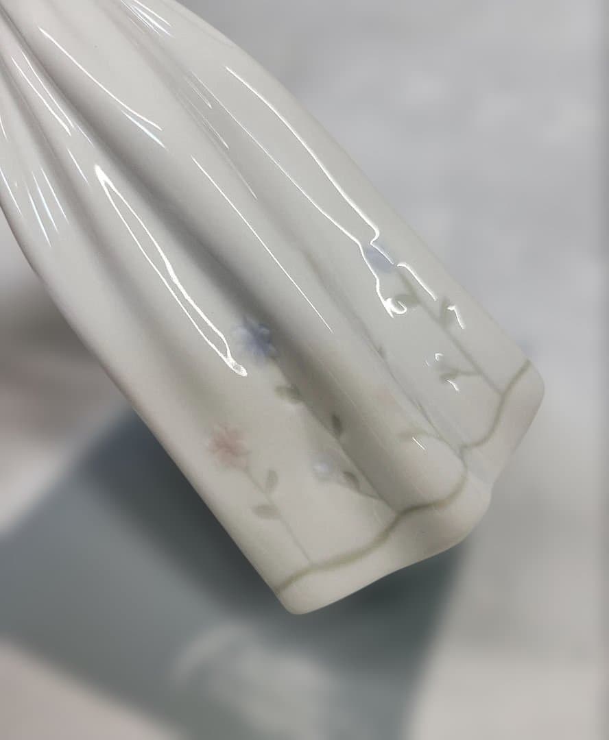 可愛い❣️リヤドロ LLADRO✨我が家のプリンセス✨スペイン製✨フィギュリン