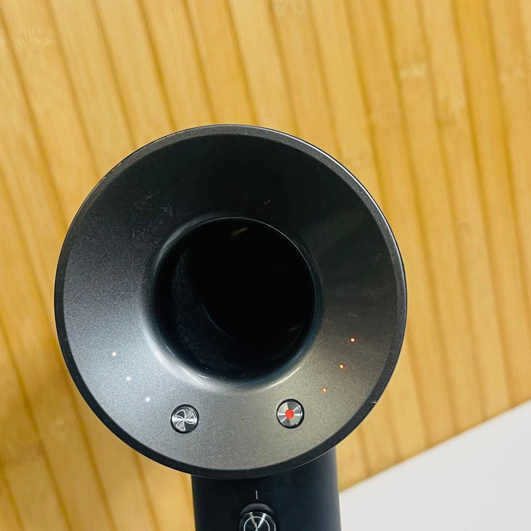 dyson HD08 ULF BBN ENT BLACK動作品