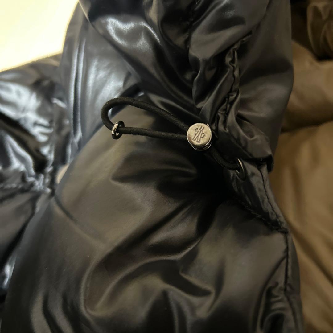モンクレール　Ｋ2 ビックワッペンダウンジャケット