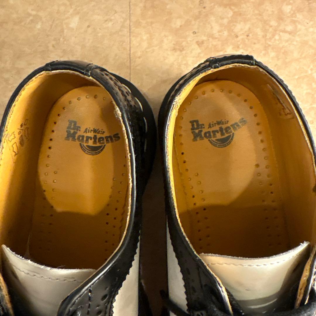 【最終お値下】Dr. Martens 黒白ウィングチップシューズ