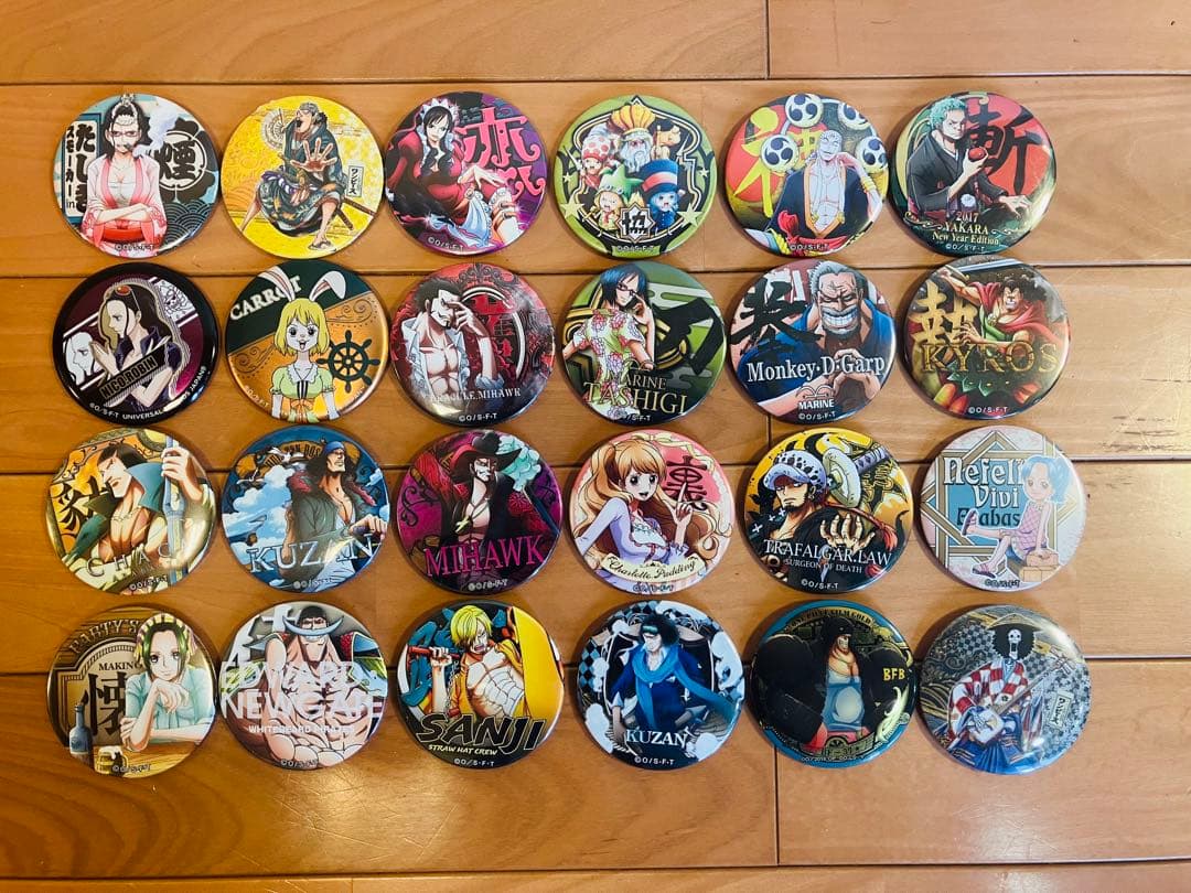 ワンピース　一番くじ　グラス　雑貨　缶バッジ　タオル　フィギュアなど８１個セット