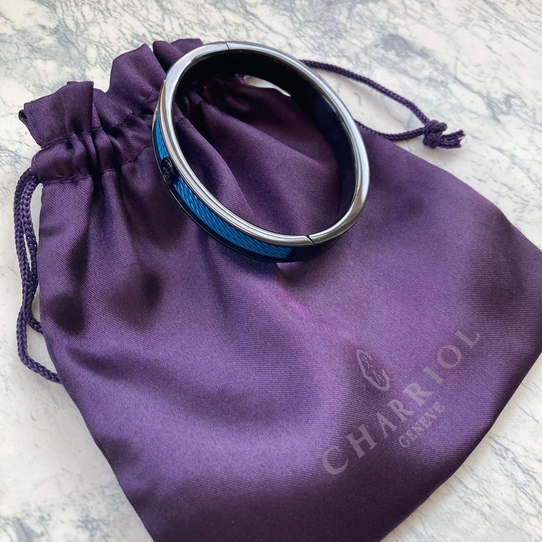 シャリオール　バングル