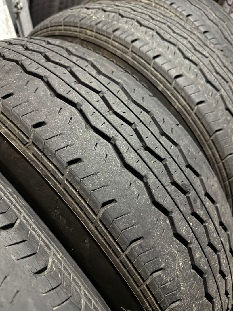 【格安】195/80R15 ハイエース純正　タイヤホイール4本