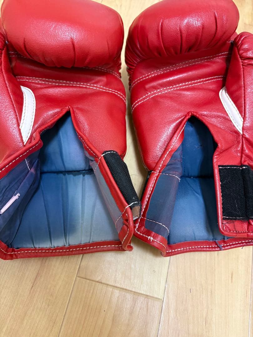 Winning ボクシンググローブ 12 oz レッド