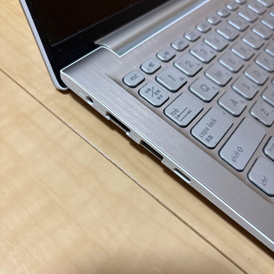 ⭐︎Windows11⭐︎ASUS VIVOBOOKノートPC シルバー 日本語配列