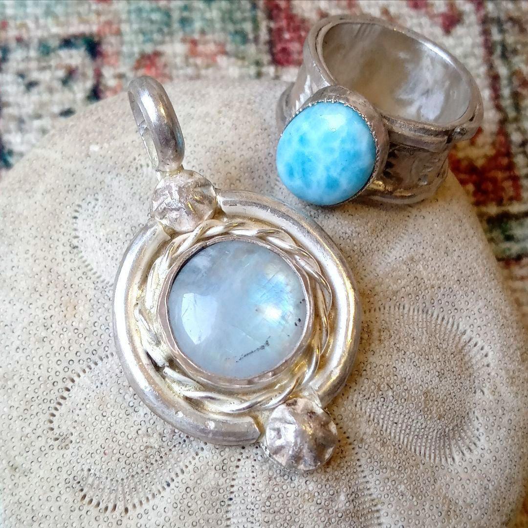 Sally　三日月ペンダント　星リングセット