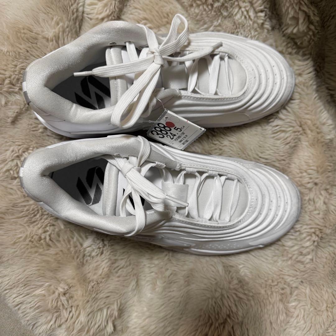 ルカ 3 PF 24.5cm 新品未使用