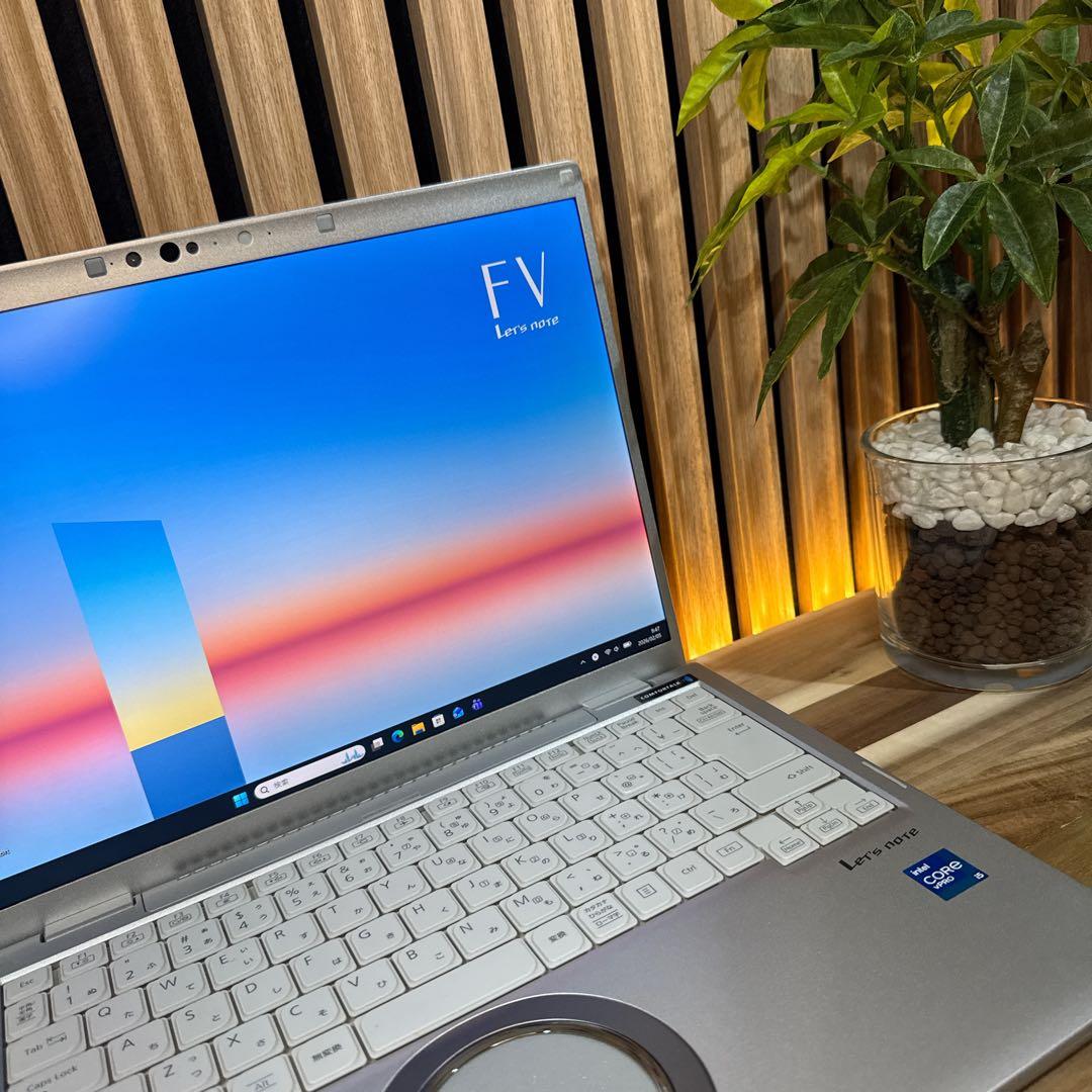 最高画質‼️Let's note FV1☘第11世代☘️14インチ☘ノートパソコン