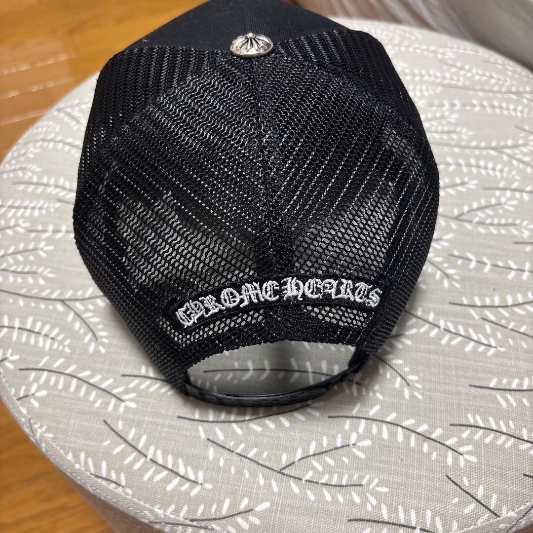 CHROME HEARTS ブラック トラッカーキャップ