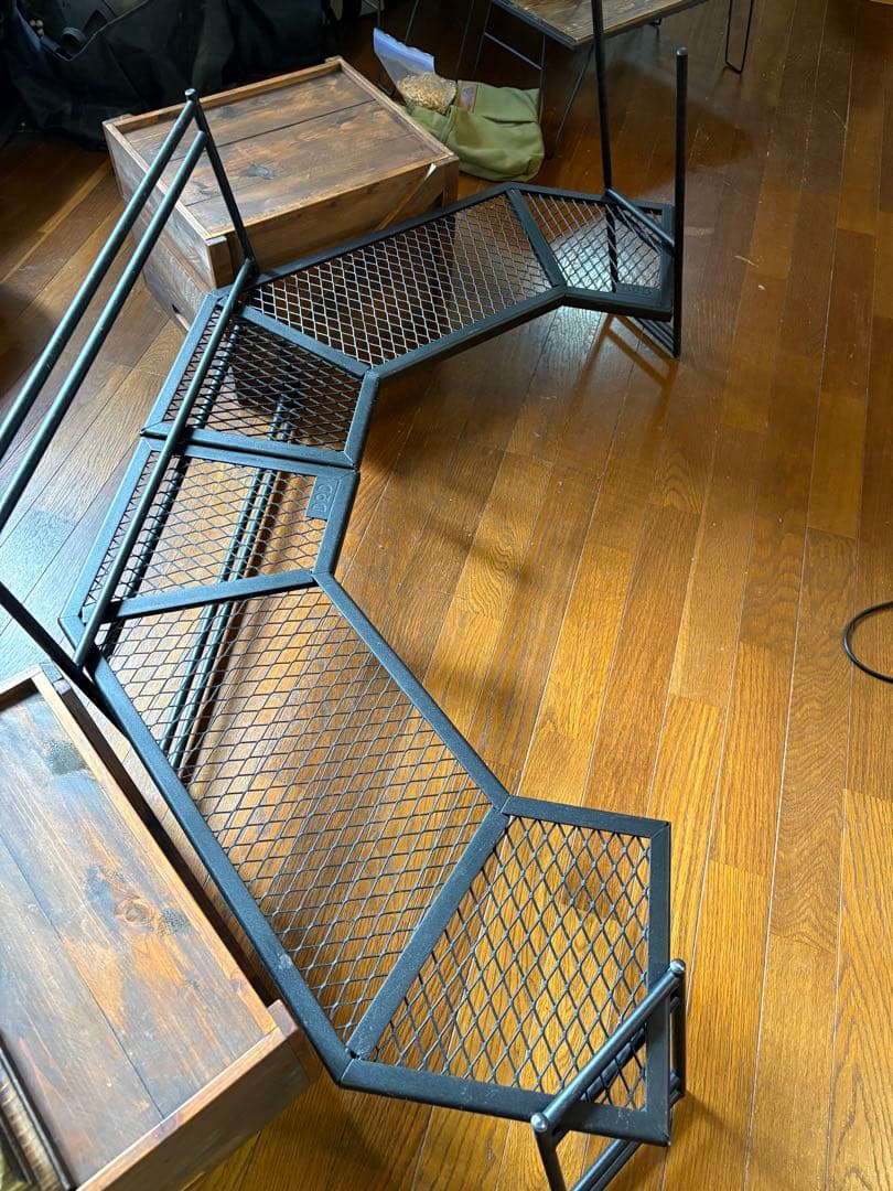 DOD コーナー型　メッシュテーブル　　アイアン