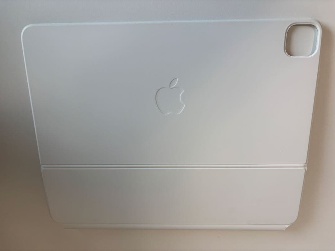 iPad Pro 12.9 (2021) 用 Magic Keyboard