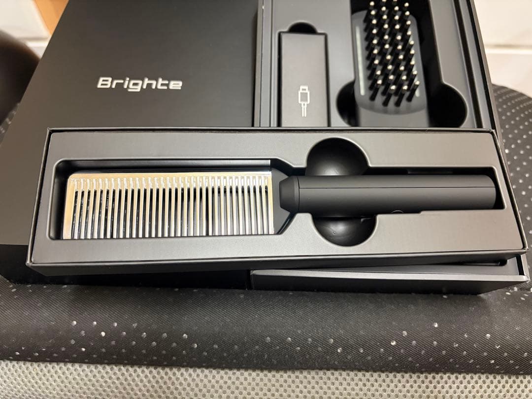 美品 Brighte ELEKI BRUSH+ 美顔器