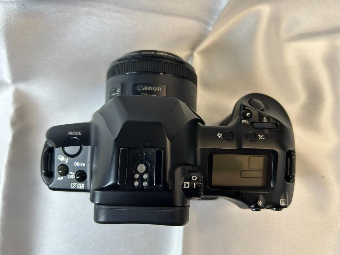Canon EOS 3 フィルム一眼レフカメラ EF 50mm f1.8レンズ