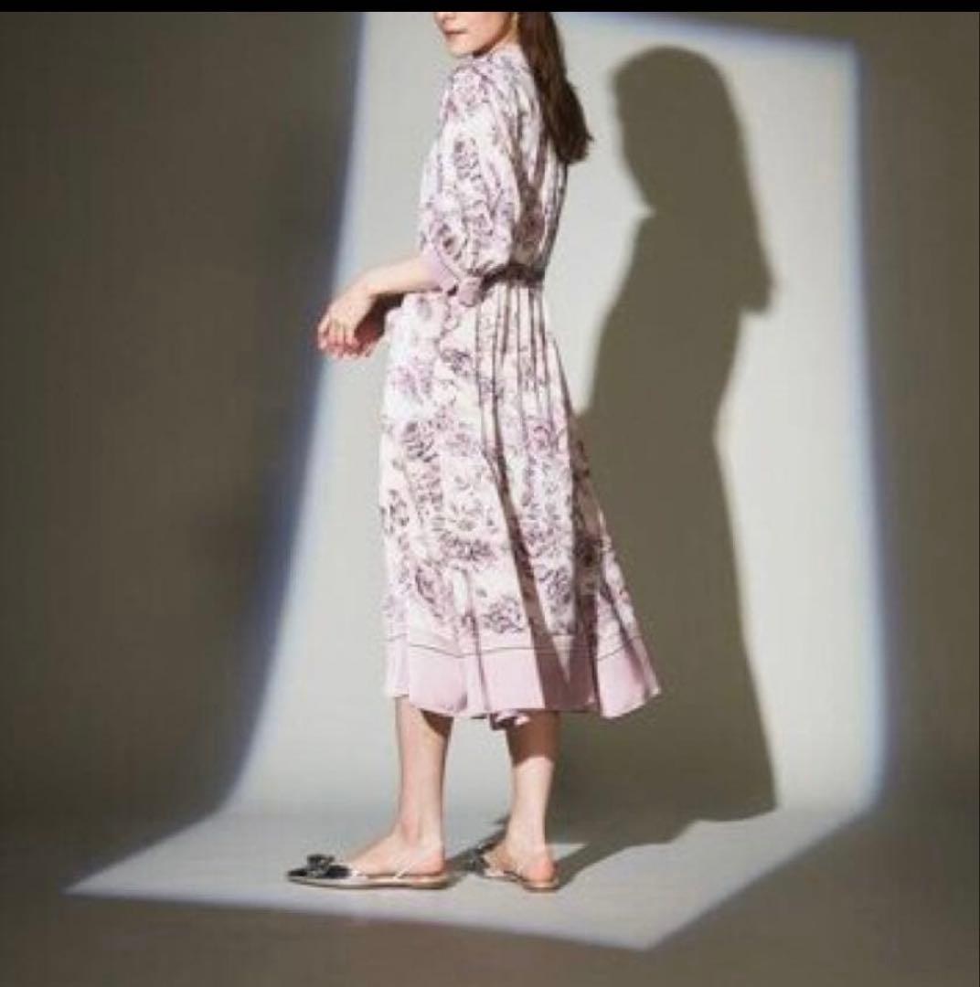 ラインフラワープリントワンピース グレースコンチネンタル ピンク