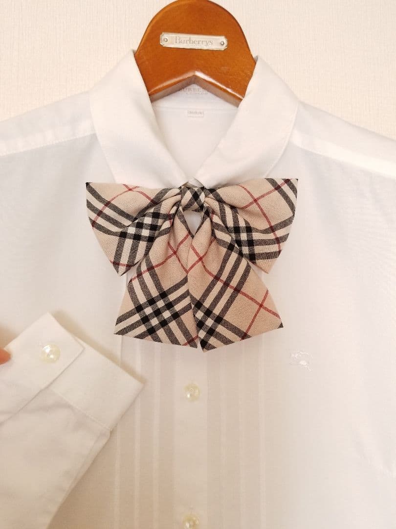 バーバリーセットアップ 未使用近 美品 ベージュ 新品ソックス付 150.160