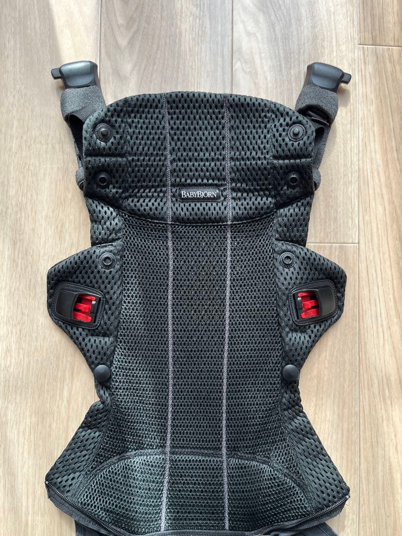 【期間限定6,000円引き！】BABYBJÖRN harmony 抱っこひも