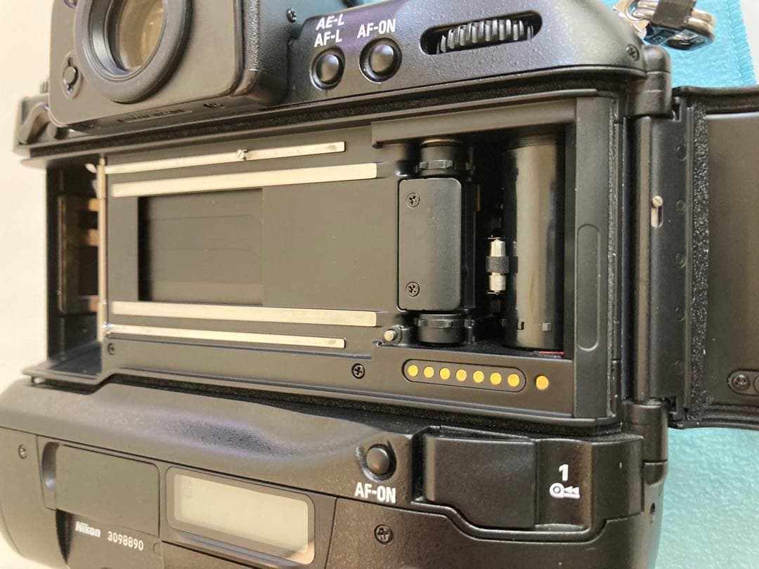 ニコン Nikon F5 ボディ フィルム 一眼レフカメラ