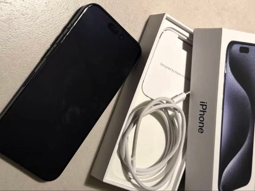 香港版 iPhone 15 Pro 512GB