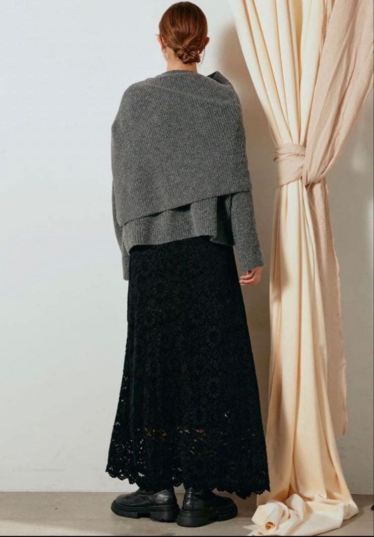 【新品未使用】ミックスシープファースタンドブルゾン+花柄刺繍ベロアフレアスカート