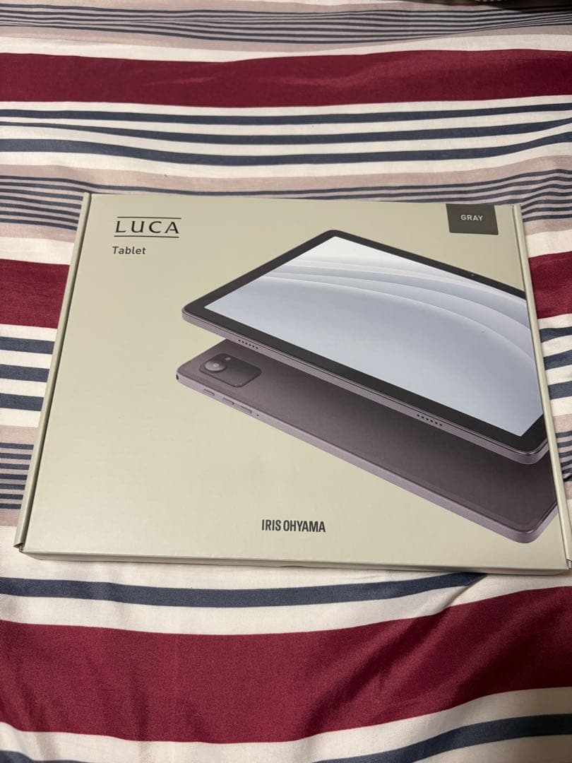 Luca Androidタブレット 本体 グレー ケース付き