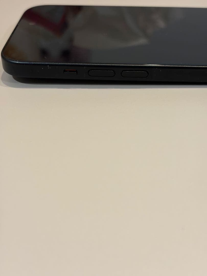 iPhone15 256GB ブラック SIMフリー バッテリー容量87%