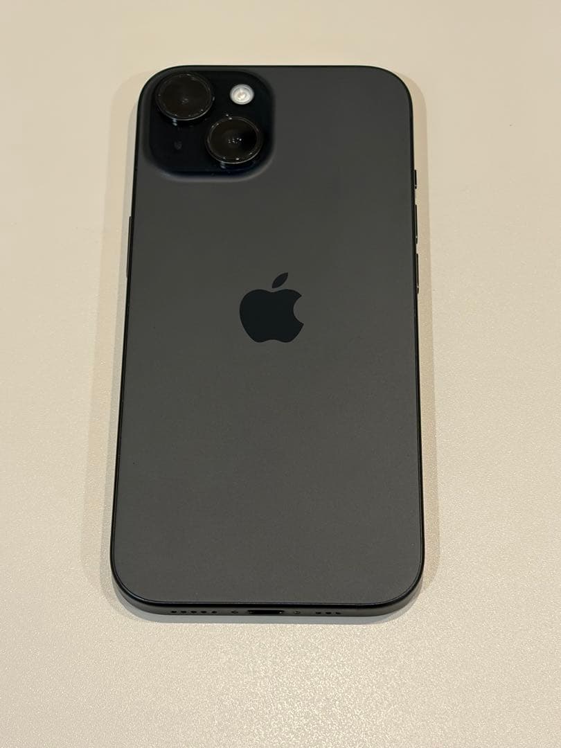 iPhone15 256GB ブラック SIMフリー バッテリー容量87%