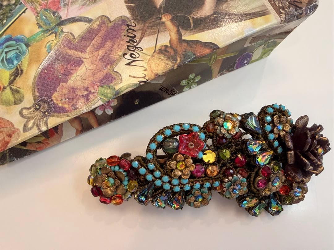 新品未使用ミハエルネグリン バレッタ マルチカラー