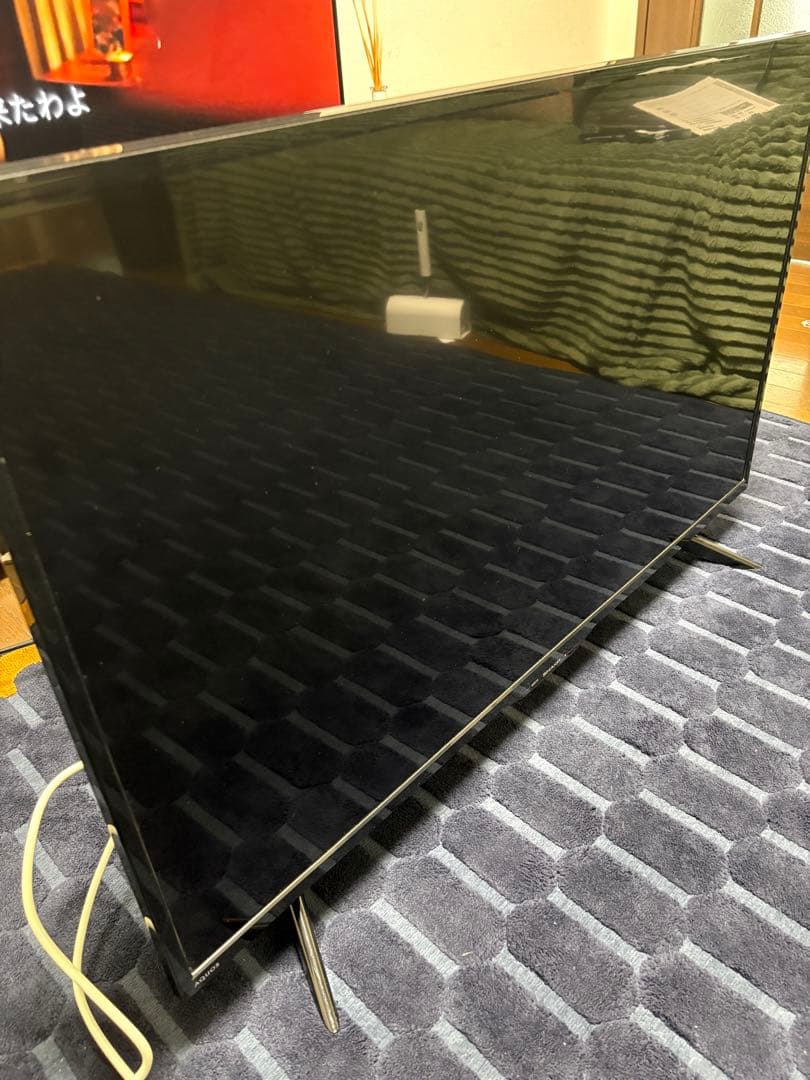 シャープ　液晶テレビ　40インチ　4T-C40 BH1