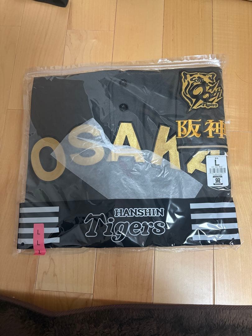 Hanshin Tigers OSAKA ユニフォーム L