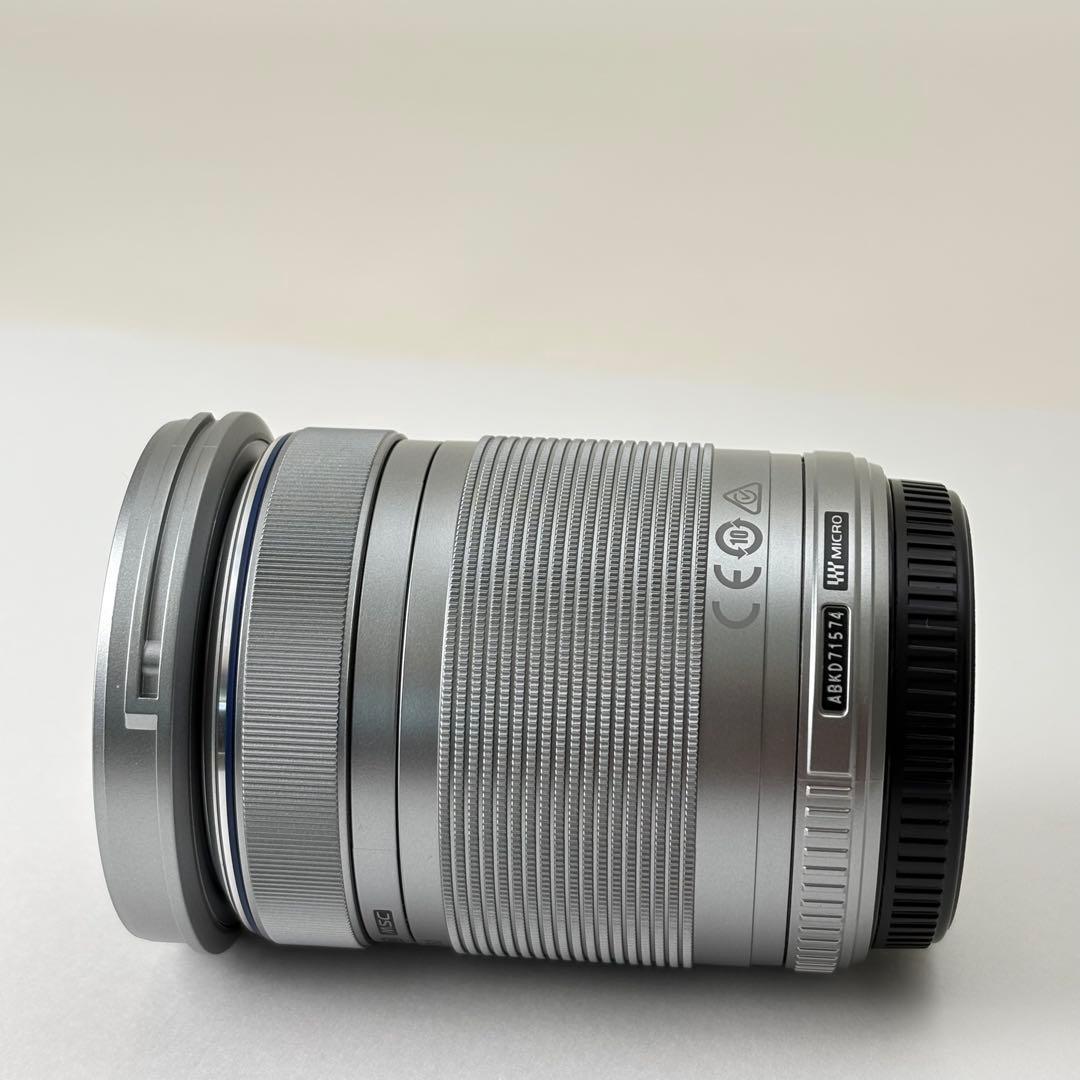 オリンパス 望遠レンズ M.ZUIKO 40-150mm 4-5.6 R 574