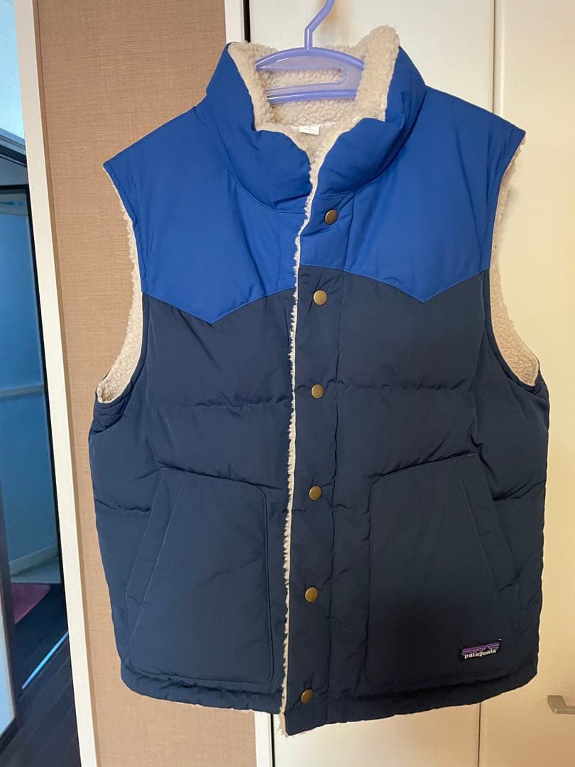 patagonia ダウンベスト Sサイズ 青/ネイビー