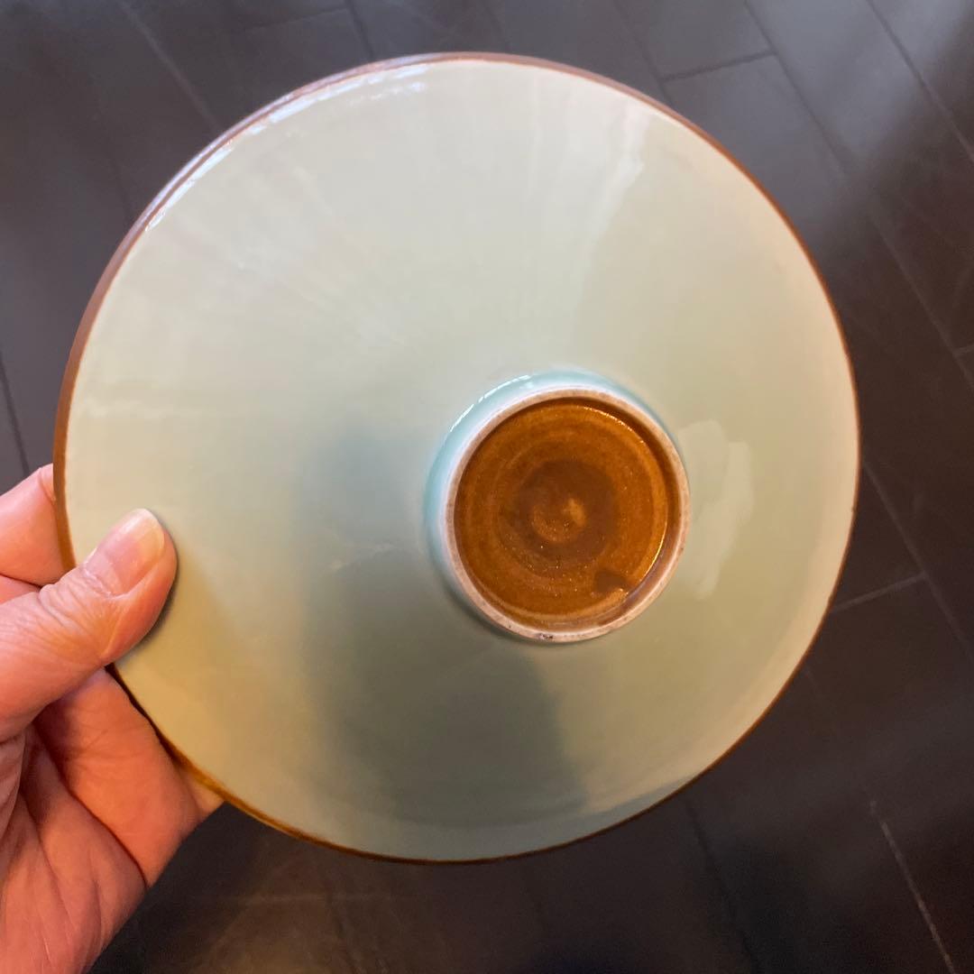 龍鳳凰陽刻青磁茶碗