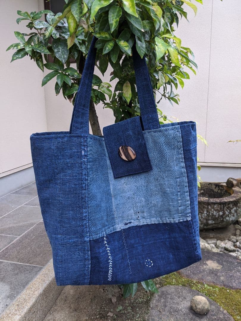 古布リメイクバッグ／襤褸／藍染／刺し子／大きめバッグ／パッチワーク／ショルダー