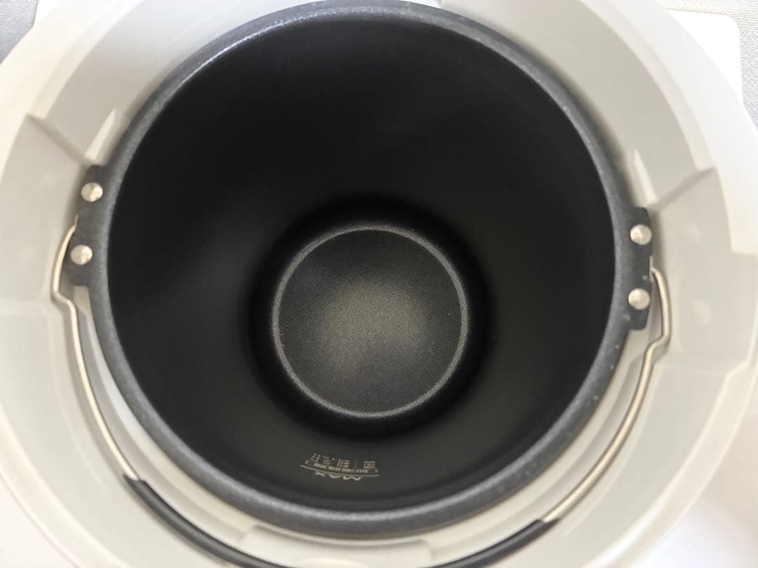 アイリスオーヤマ スチーム式 加湿器 AH-MH600-W ホワイト 美品