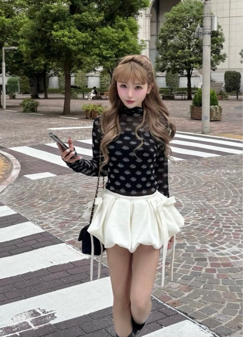 【treatürself】ribbon ballon mini skirt