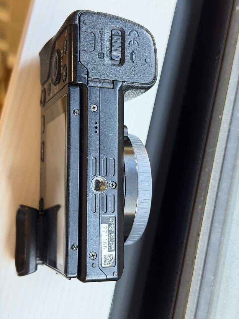 SONY α6000 ダブルレンズ 50mm F1.8 海外仕様 日本語なし