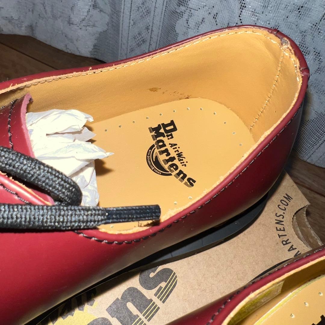 Dr. Martens 3ホール　cherry red